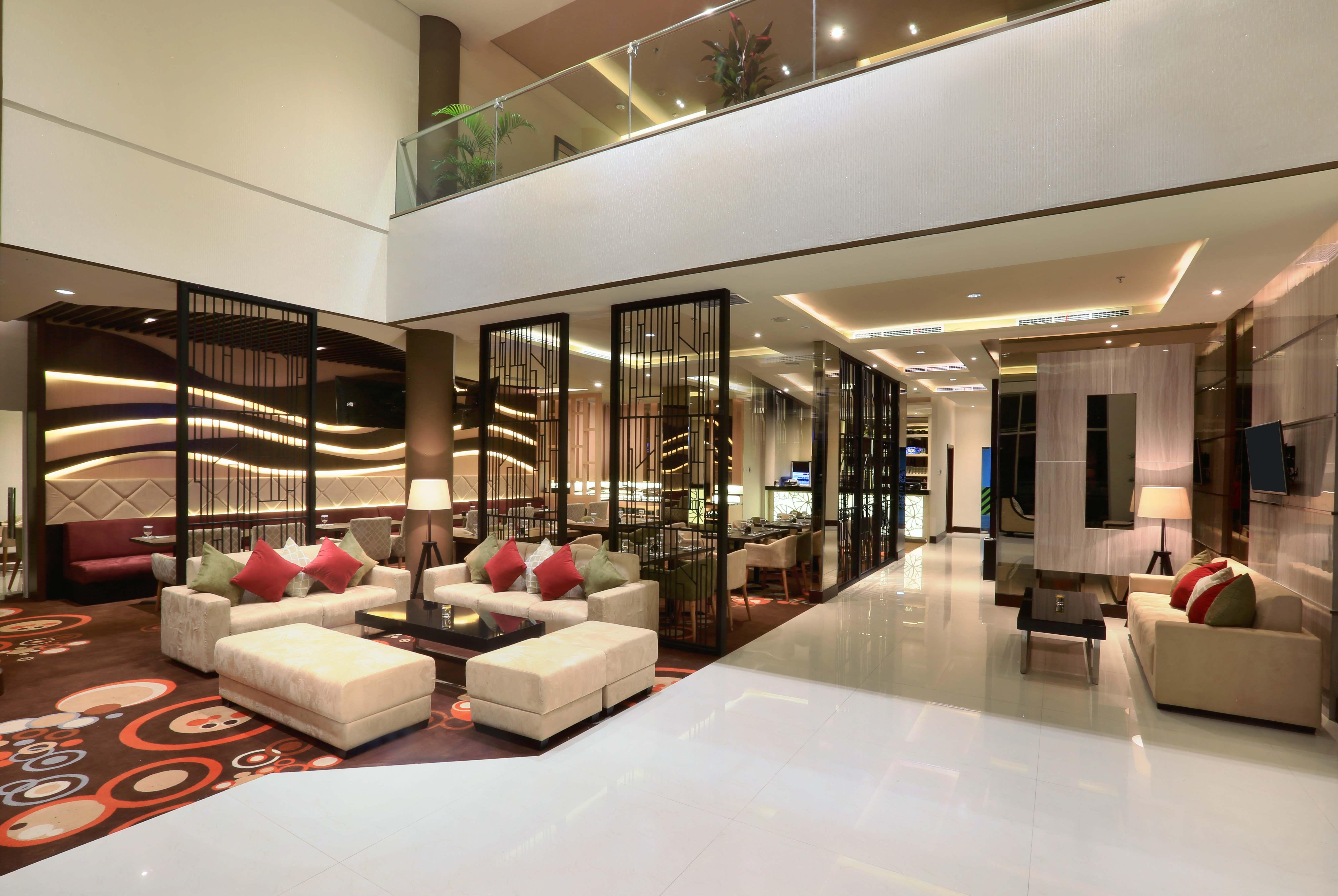 Hotel Neo+ Balikpapan By Aston Extérieur photo